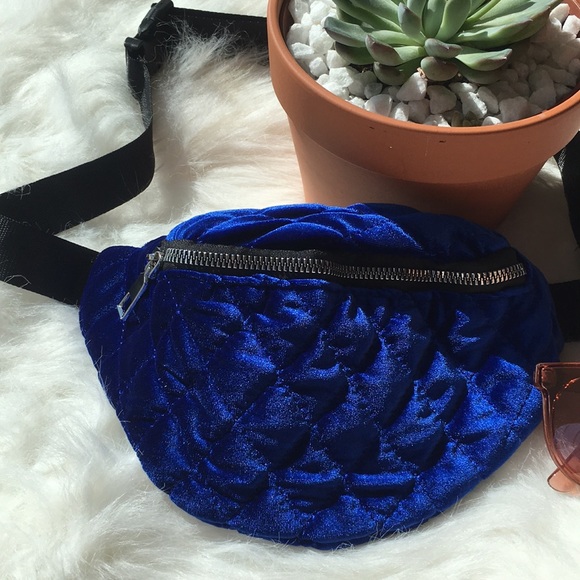 Accessories - Velvety Soft Quilted Fanny Pack